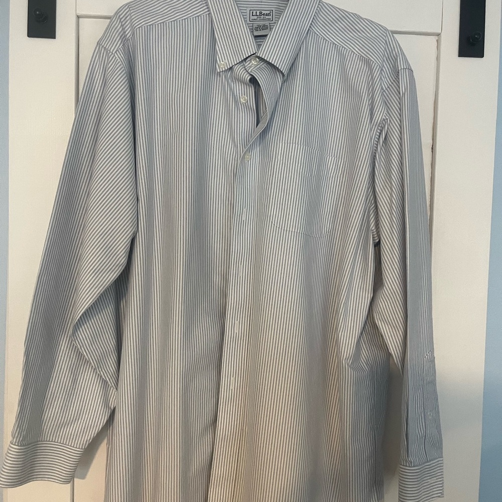 LL Bean men’s Oxford 17.5 x 35